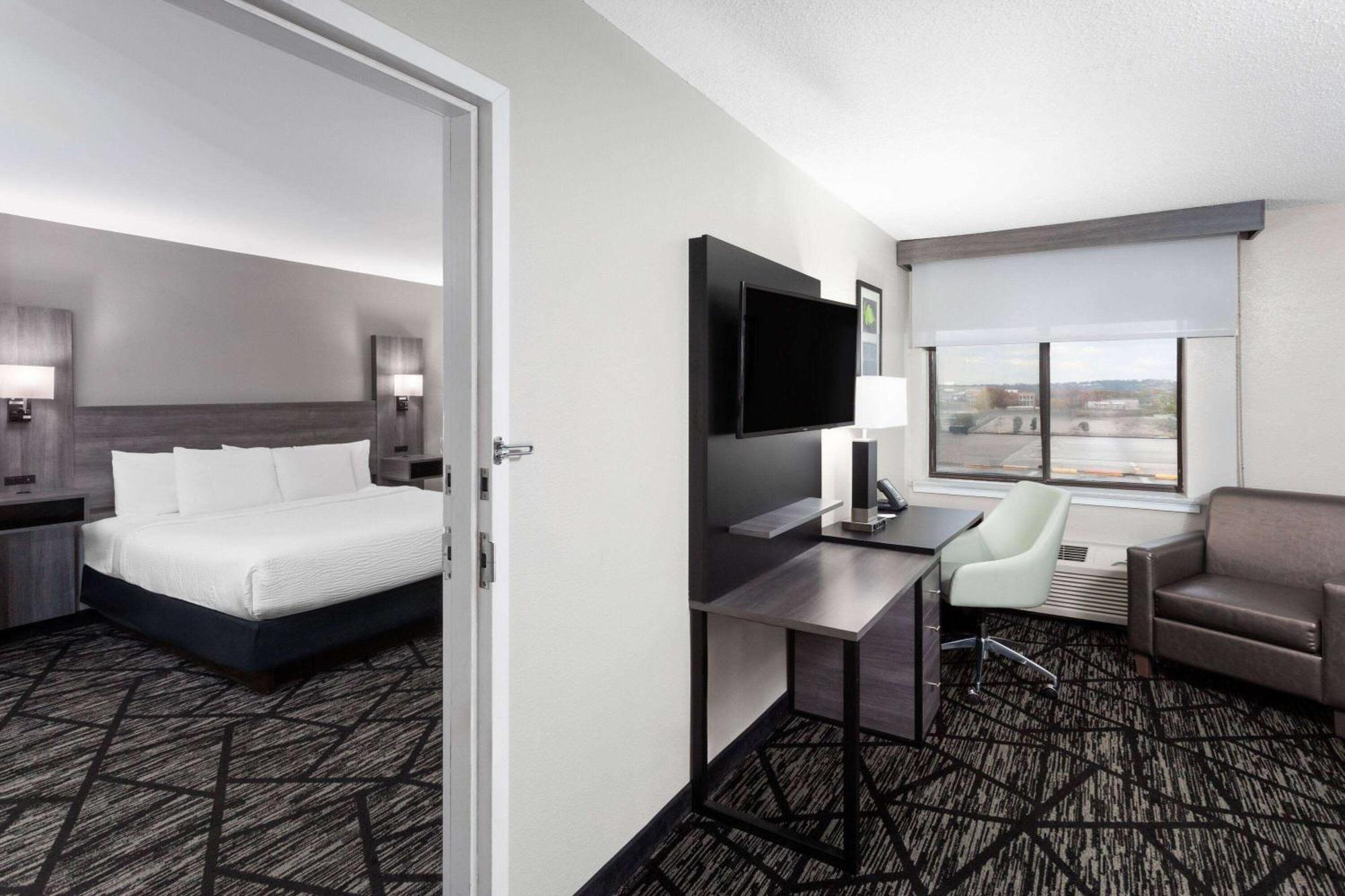 La Quinta Inn By Wyndham Cleveland Independence Exteriér fotografie