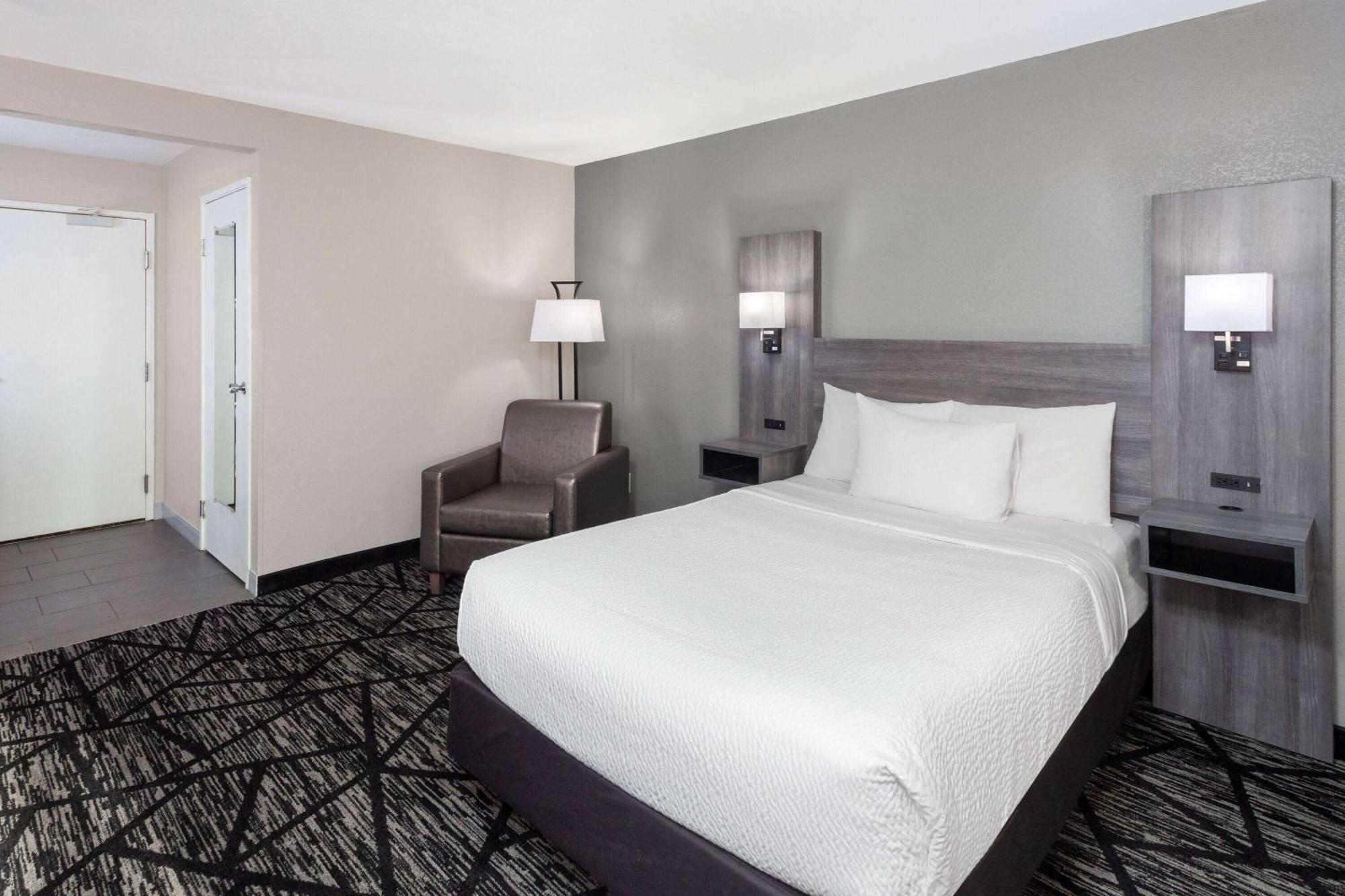 La Quinta Inn By Wyndham Cleveland Independence Exteriér fotografie