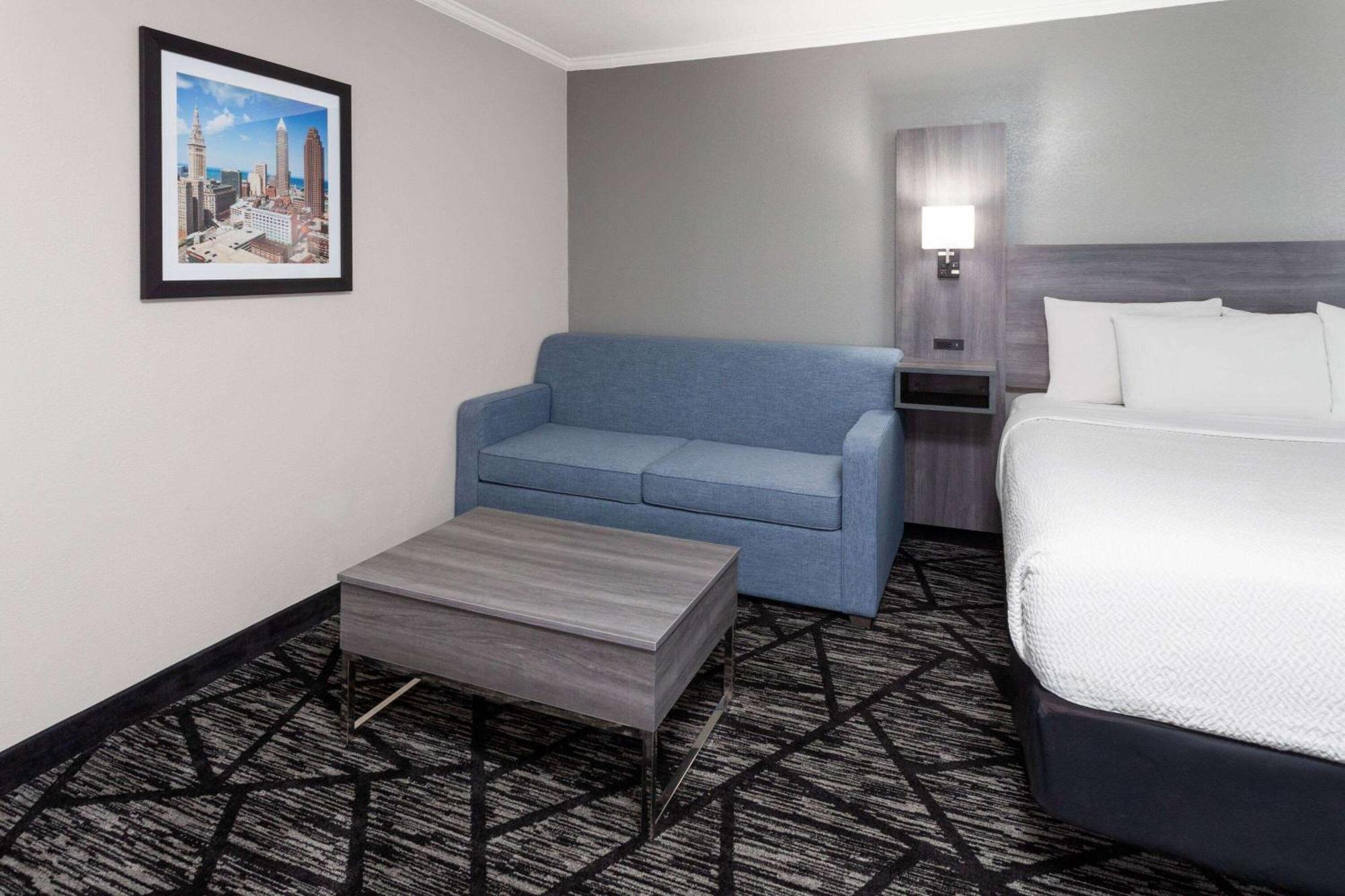 La Quinta Inn By Wyndham Cleveland Independence Exteriér fotografie